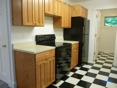 110 Governors Rd, Brookfield, NH 03872 - photo 5