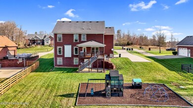 585 Sunray Dr, Shepherdsville, KY 40165 - photo 3