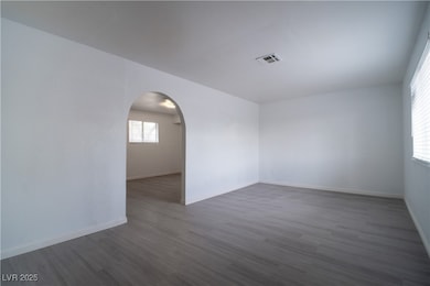 4241 Keithann Cir, Las Vegas, NV 89110 - photo 5