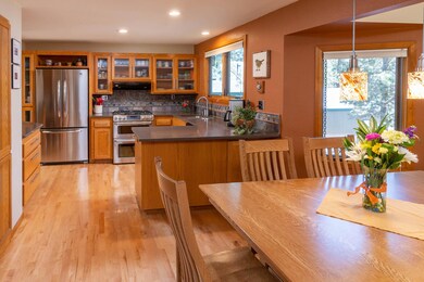 1954 SW Knoll Ave, Bend, OR 97702 - photo 3