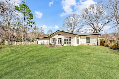 2011 Kirby Pkwy, Memphis, TN 38119 - photo 2