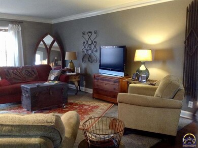 2521 SW Granthurst Ave, Topeka, KS 66611 - photo 7