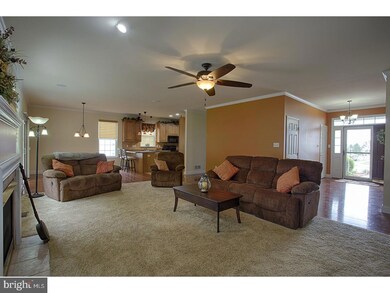 2516 Goddard Ave, Reading, PA 19608 - photo 6