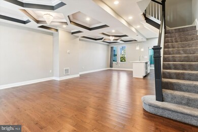 325 Lyndhurst St, Baltimore, MD 21229 - photo 5