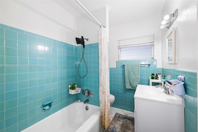 2210 Roosevelt St, Hollywood, FL 33020 - photo 7