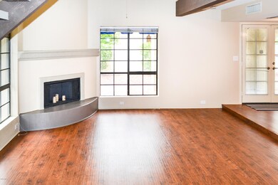 03 Living Room