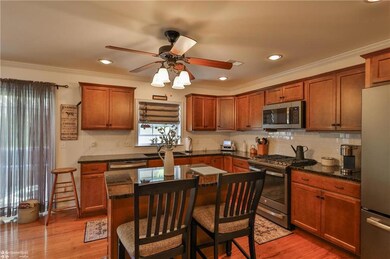 842 S Fork Dr, Easton, PA 18040 - photo 7