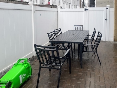 86 W 3rd St unit 1, Boston, MA 02127 - photo 4