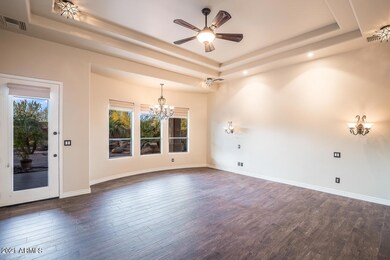 818 E Desert Hills-23