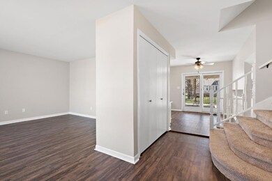 659 Wren Ct, Griffith, IN 46319 - photo 3