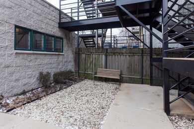 947 N Honore St unit 1, Chicago, IL 60622 - photo 5