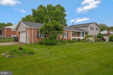 16113 Laurel Ridge Dr, Laurel, MD 20707 - photo 3