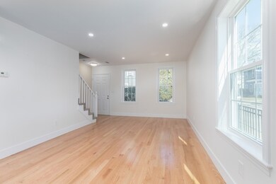 45 Wenlock Rd, Dorchester, MA 02122 - photo 3