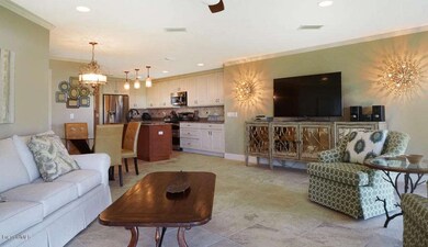 700 Wavecrest Ave-20