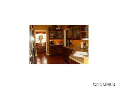 Open Kitchen