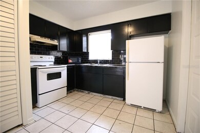 Kitchen has washer/dryer hookups to the left