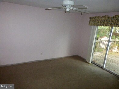 452 Dorchester Ln, Perkasie, PA 18944 - photo 6