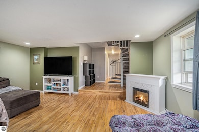 4832 N Dickenson Rd, Coleman, MI 48618 - photo 7