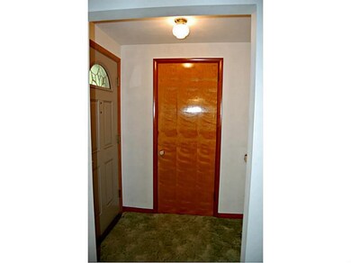 Entry/Foyer. Entry way with closet