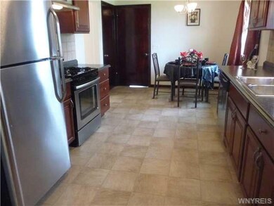 Kitchen Wow a joy to cook in this updated kitchen