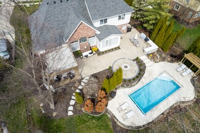 10398 Tremont Dr, Fishers, IN 46037 - photo 2