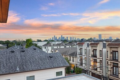 Breathtaking views of downtown from rooftop terrac