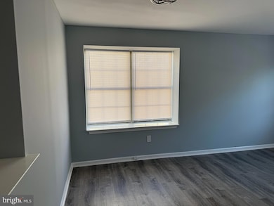 1935 Winslow Ct, Woodbridge, VA 22191 - photo 3