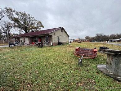 105 E Cedar Ave, Fort Gibson, OK 74434 - photo 5