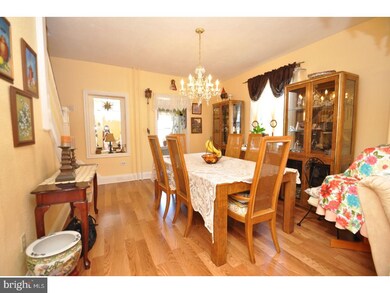 516 Itaska St, Bethlehem, PA 18015 - photo 3