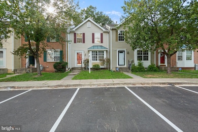 207 Langdon Farm Cir unit 83, Odenton, MD 21113 - photo 3