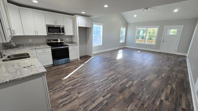 1703 Wendell St, Dalton, GA 30721 - photo 4