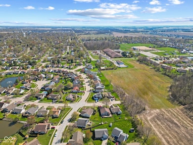 84 Beech Ct, Whiteland, IN 46184 - photo 4