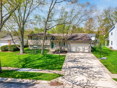 2691 Montcalm Rd, Columbus, OH 43221 - photo 6