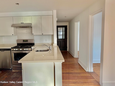 624 Warren St unit 2, Hudson, NY 12534 - photo 2