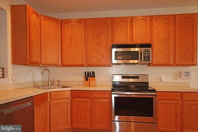 10282 Housely Place, White Plains, MD 20695 - photo 6