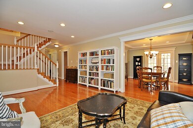 3350 V Ln, Oakton, VA 22124 - photo 6