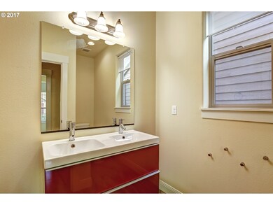 19644 SW Sharoaks Dr, Beaverton, OR 97003 - photo 7