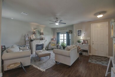 1345 Greenfield St, Gainesville, TX 76240 - photo 7