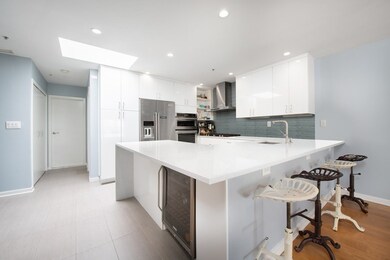 Thomas Graves Landing unit PH5, Cambridge, MA 02141 - photo 5