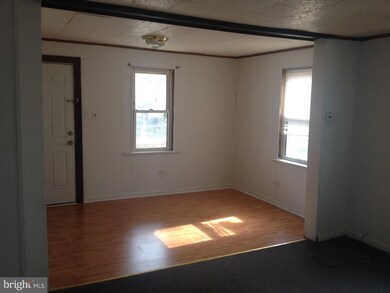 237-239 W Buck St unit B, Paulsboro, NJ 08066 - photo 7