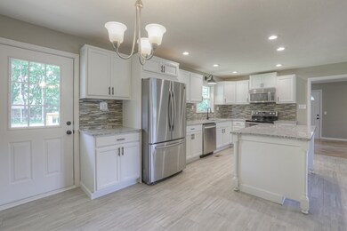 235 Rigney Dr, Manchester, TN 37355 - photo 3