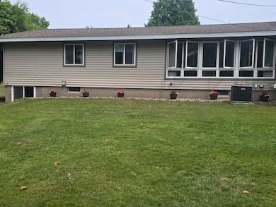 Home Pic - Back - Backyard
