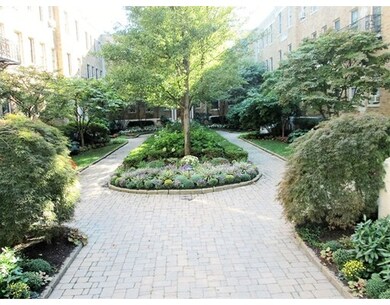 852 Massachusetts Ave unit 6, Cambridge, MA 02139 - photo 3