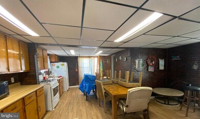 430 W Wildwood Ave, Wildwood, NJ 08260 - photo 6