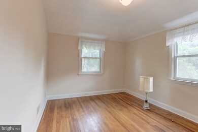 3624 Eastwood Dr, Baltimore, MD 21206 - photo 7