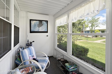 13-Sunroom