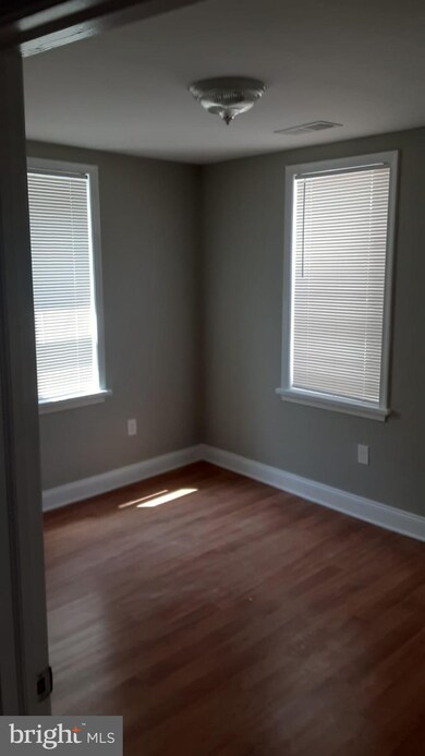 106 N Front St, Darby, PA 19023 - photo 4