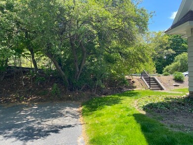 432 N Main St unit 2, Uxbridge, MA 01569 - photo 4