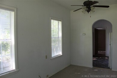 420 W Delaware St, Tahlequah, OK 74464 - photo 2