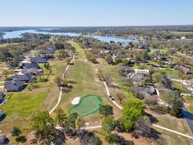 120 Pawnee Trail, Gainesville, TX 76240 - photo 4